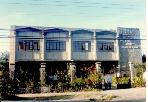 /Archivos/Fotos/28/filipinas/Holy Family.jpg